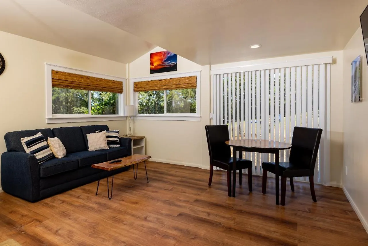 A Cozy Cabin In The Country Hawi 0*,  Stati Uniti